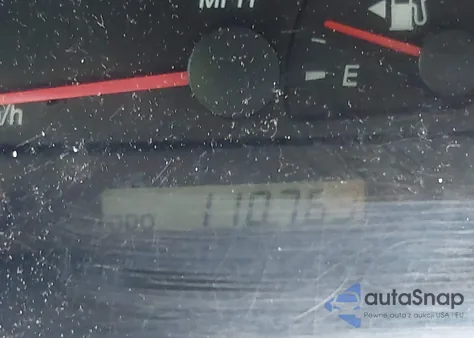 2003 Toyota Camry Le z USA, uszkodzony, nr VIN 4T1BE32K03U700748